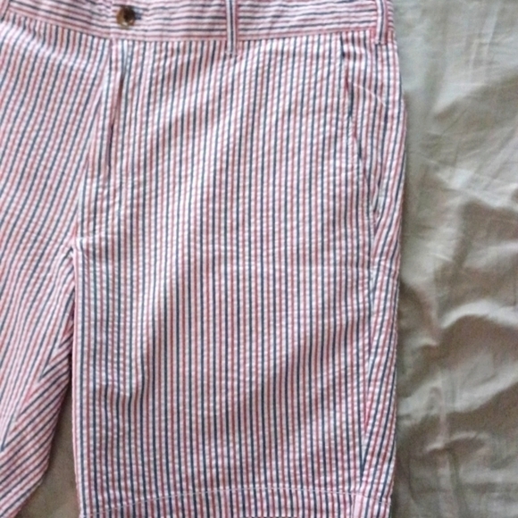 CLUB ROOM Flat Front Seersucker Shorts, 38 - Picture 6 of 6